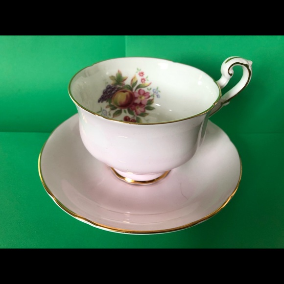 Paragon Fine Bone China England Reg’d - Picture 1 of 3